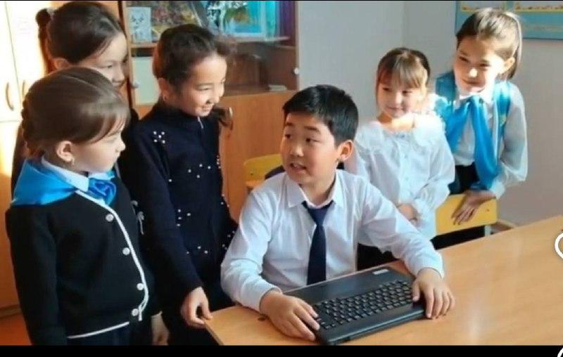 «Қауіпсіз интернет» тақырыбында сынып сағаты өтті.